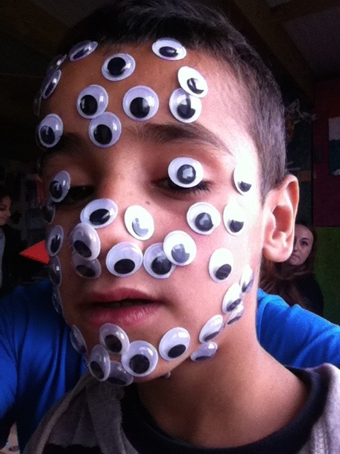 EYES